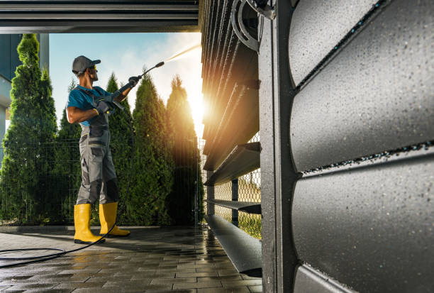 Best Commercial Building Pressure Washing  in Woodville, FL